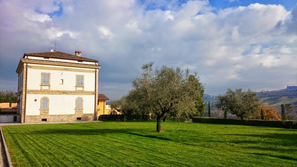 Il Casino Di Remartello Vila Loreto Aprutino Exterior foto