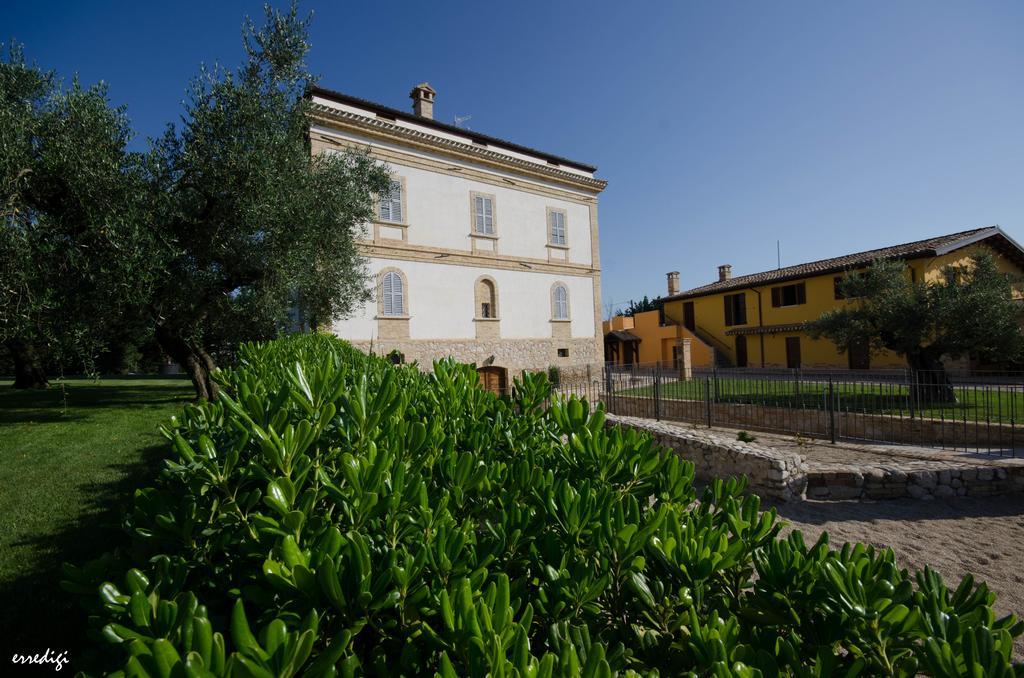 Il Casino Di Remartello Vila Loreto Aprutino Exterior foto